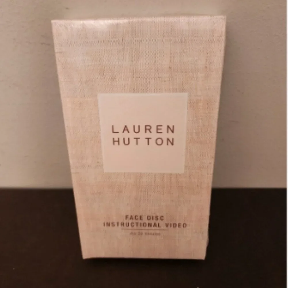 Lauren Hutton Face Disc Instructional Video is a self-help educational video